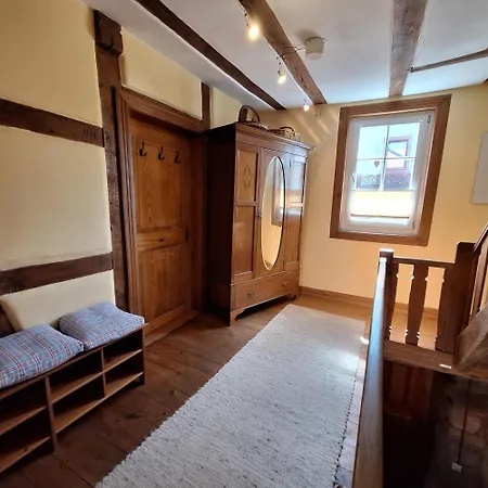 Schlossstrasse 7 Apartment *